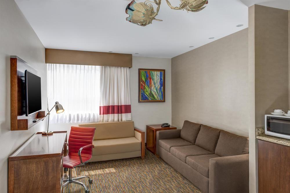 Four Points By Sheraton Queretaro Norte Buitenkant foto