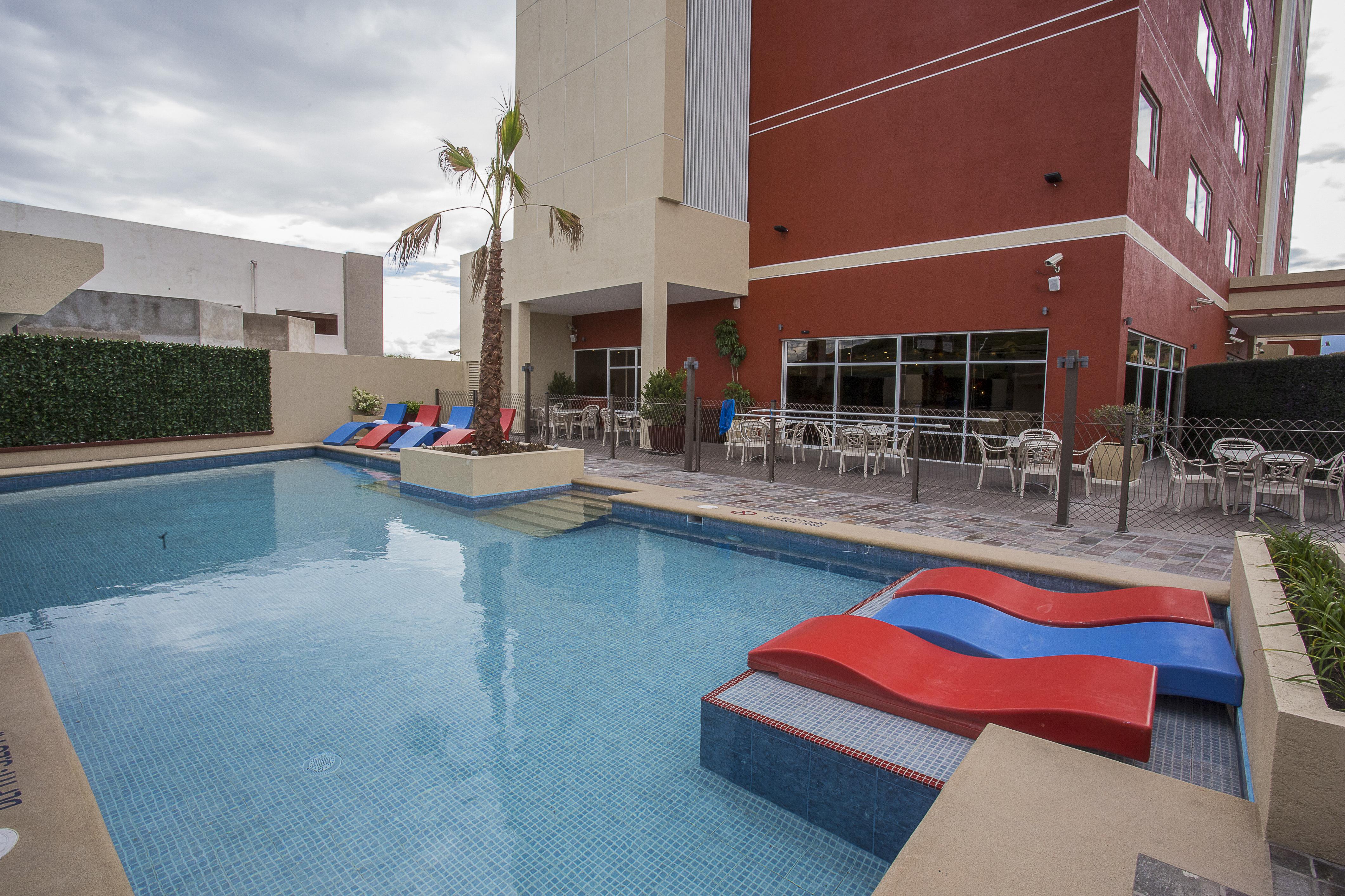 Four Points By Sheraton Queretaro Norte Buitenkant foto