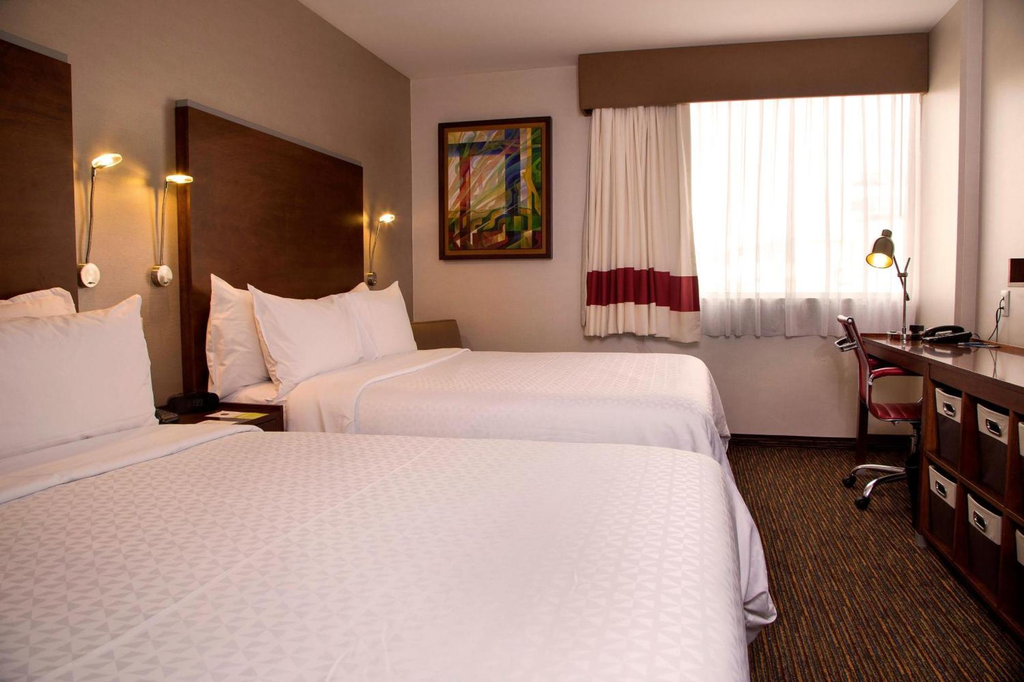 Four Points By Sheraton Queretaro Norte Buitenkant foto