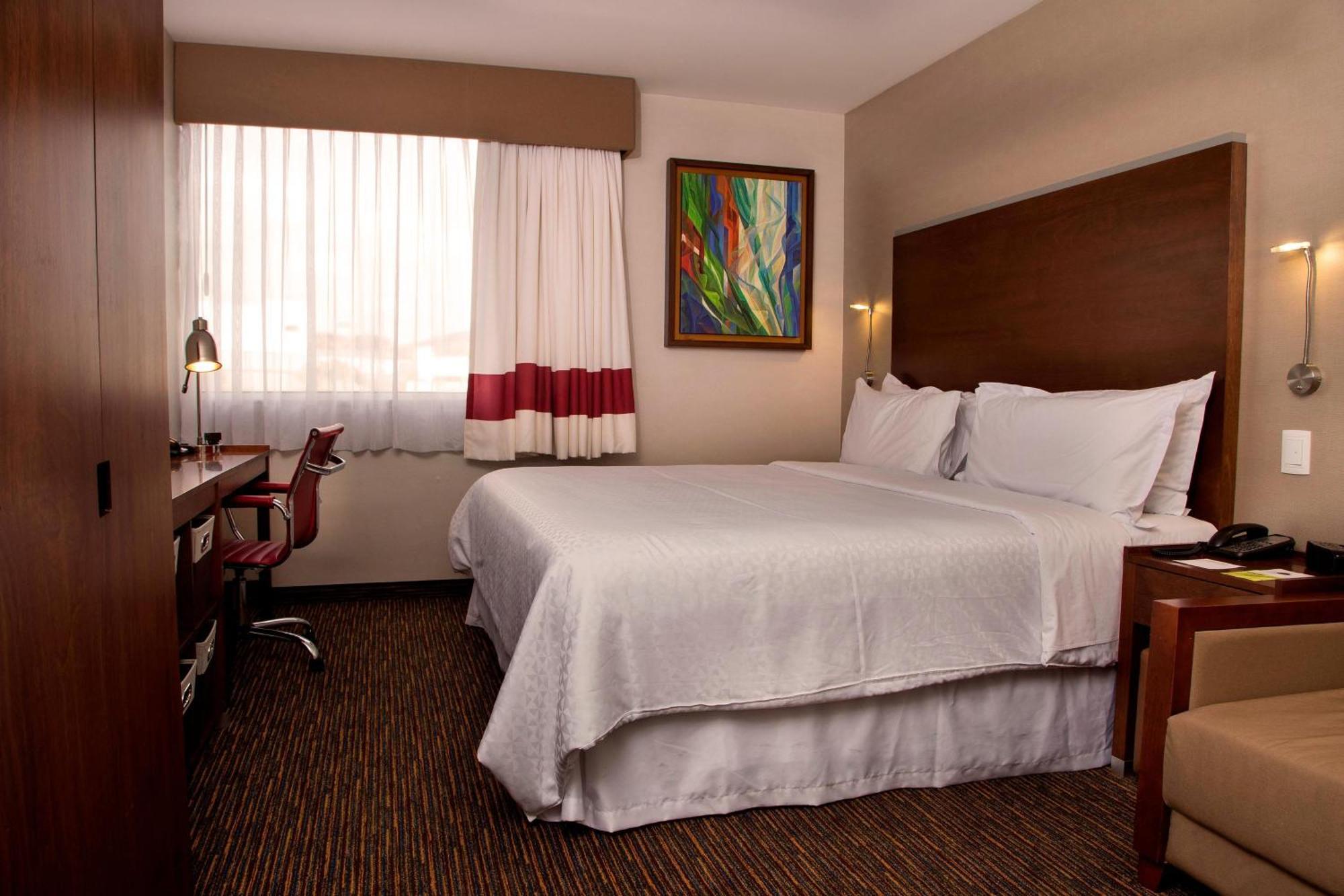 Four Points By Sheraton Queretaro Norte Buitenkant foto